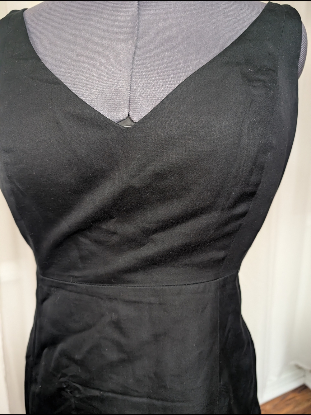 J. Crew Black Sleeveless Midi Dress - Picture 2 of 6